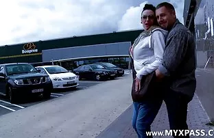 XXX Ayah Tiri 3gp jepang hot terkenal terangsang diam-diam meniduri pantat ketat putranya.