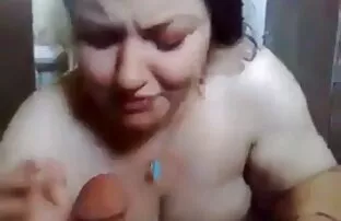 XXX Str8 Cory mama hot jepang mendapat blowjob publik.